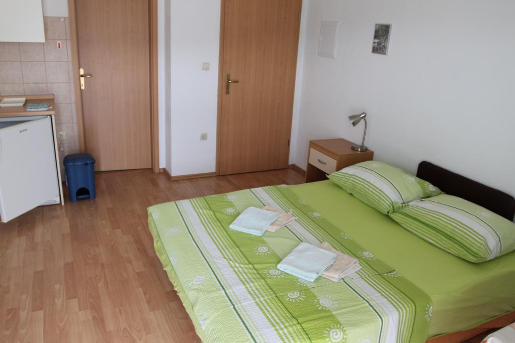 Apartments Marinko Старий Град Номер фото